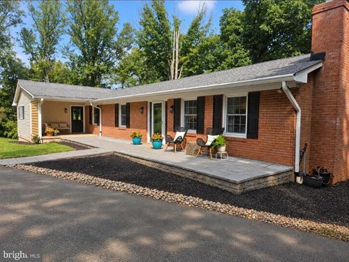 5290 Hillside Dr, WARRENTON, VA, 20187-9345 | Card Image