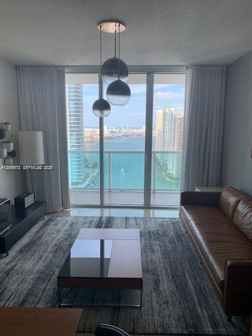 3512-31 Se 5th St, Miami, FL, 33131 | Card Image