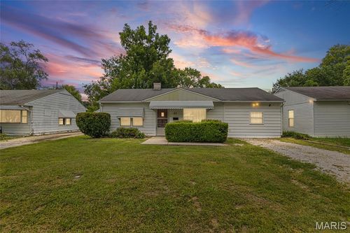30 Marilyn Ln, Cahokia, IL, 62206-2739 | Card Image