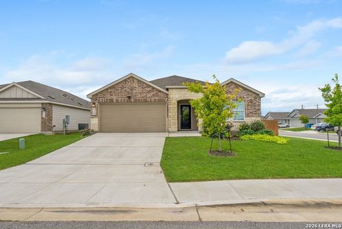 2700 Coral Vly, Seguin, TX, 78155-0067 | Card Image