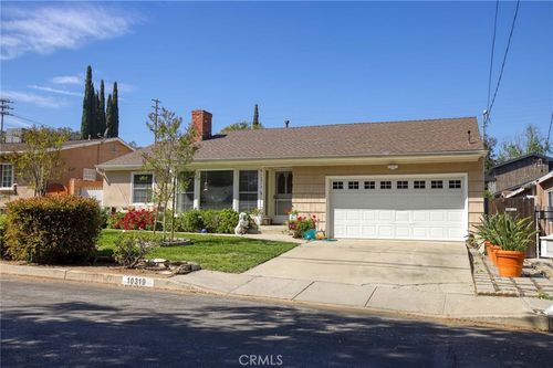 10319 Russett Ave, Sunland, CA, 91040-1825 | Card Image