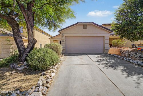 681 W Ash Ridge Drive, Green Valley, AZ, 85614 | Card Image