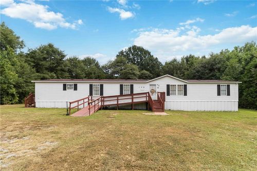 138 T C Bannister Rd, Belton, SC, 29627-8354 | Card Image