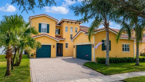 3827 Golden Knot Dr, KISSIMMEE, FL, 34746-1971 | Card Image