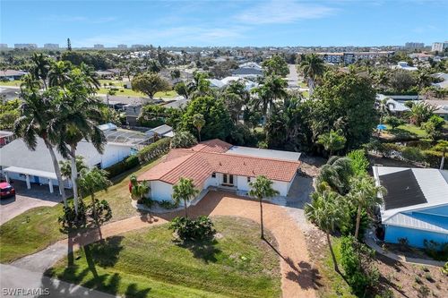 523 E Valley Drive, BONITA SPRINGS, FL, 34134 | Card Image