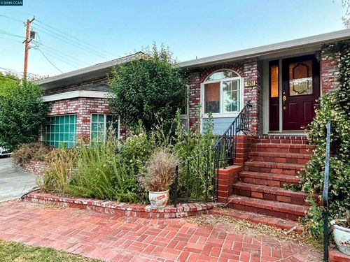 4252 El Cerrito Rd, Concord, CA, 94518-1812 | Card Image