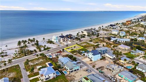 101 Hibiscus Dr, FORT MYERS BEACH, FL, 33931-3831 | Card Image