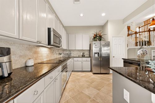 131 Selkirk Dr, Sugar Land, TX, 77479-5142 | Card Image