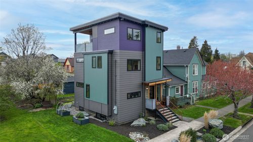 1311 Bancroft Street, Bellingham, WA, 98225 | Card Image