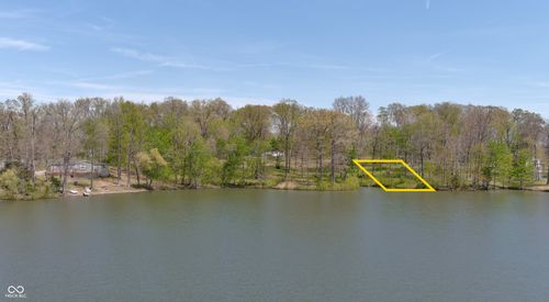 881 Country Squire Blvd, North Vernon, IN, 47265-9191 | Card Image
