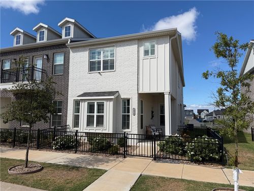 2816 Arlington Boulevard, Bentonville, AR, 72713 | Card Image