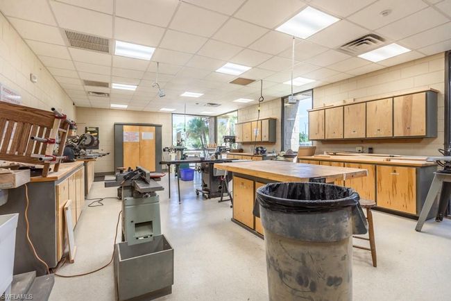 Wood Shop | Image 13