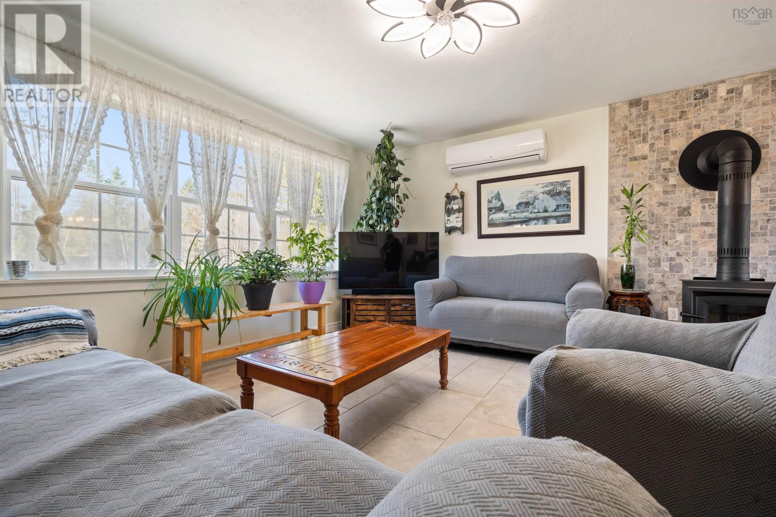 Residential in Kentville 4