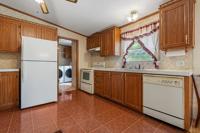 550 Mitchell Rd, House other with 3 bedrooms, 2 bathrooms and null parking in Axton VA | Image 6