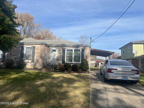 9211 N Pirogue Ct, Jeffersontown, KY, 40299-1576 | Card Image