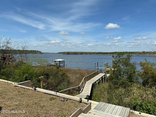 New 7, 000 LB Boat Lift | Image 16