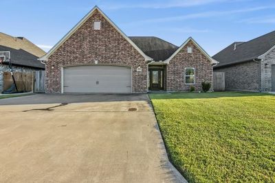 2735 Eastdale, House other with 3 bedrooms, 2 bathrooms and null parking in Groves TX | Image 1