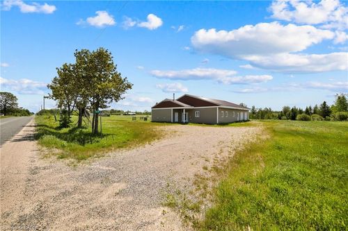 1632 Conc 2-3 Road, Cochrane, ON, P0L1C0 | Card Image