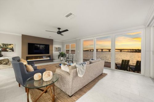 12-226 Golden Gate Pt, SARASOTA, FL, 34236-6616 | Card Image