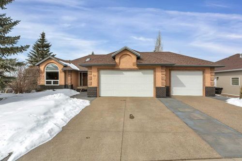 20 Lakes Close, Lacombe, AB, T4L1S4 | Card Image