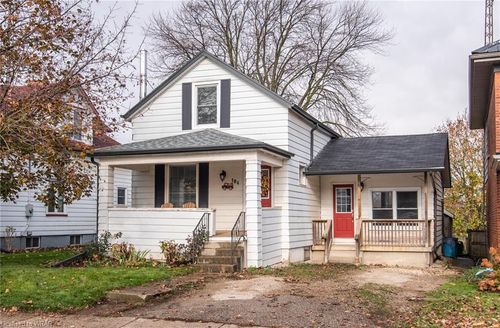 104 Loveys St E, Hickson, ON, N0J1L0 | Card Image