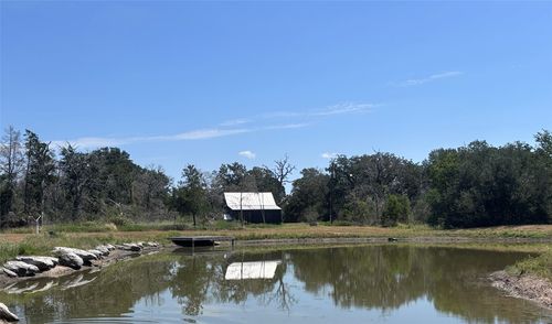 2477 Airport Rd, La Grange, TX, 78945-5295 | Card Image