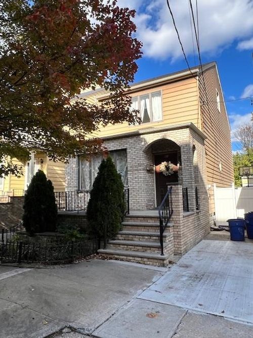 91 W 57th St, Bayonne, NJ, 07002-3311 | Card Image