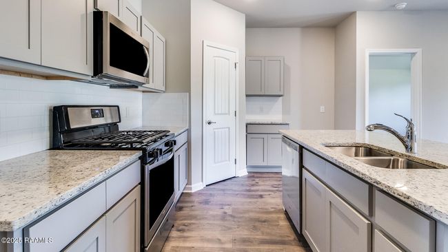 X40D Denton BL Grey - 116 Broussard Hill | Image 6