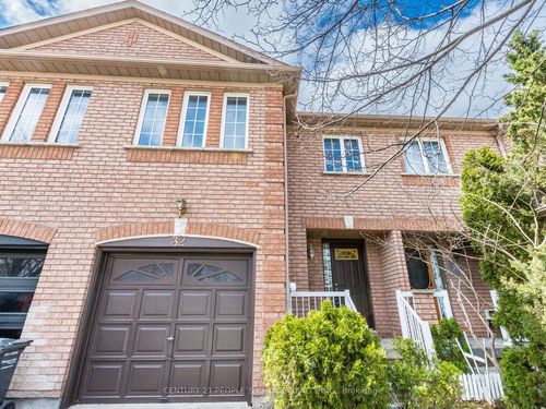 32 Twin Pines Cres, Brampton, ON, L7A1M6 | Card Image