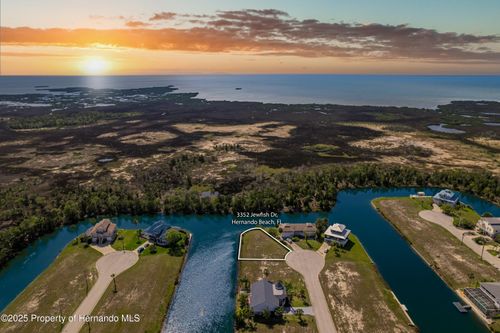 3352 Jewfish Dr, HERNANDO BEACH, FL, 34607-3667 | Card Image