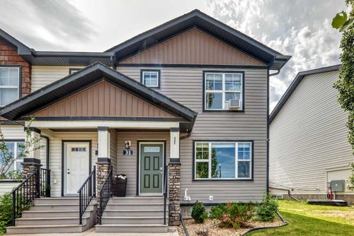 31 Crestview Boulevard, Sylvan Lake, AB, T4S1K3 | Card Image
