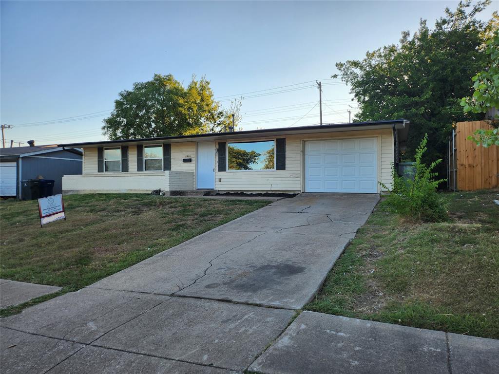 Burke Dr, Garland, TX 75040