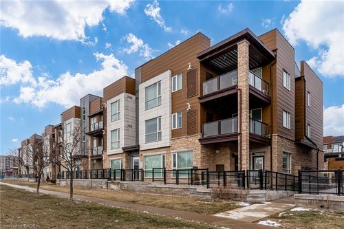 206-2393 Bronte Rd, Oakville, ON, L6M1P5 | Card Image