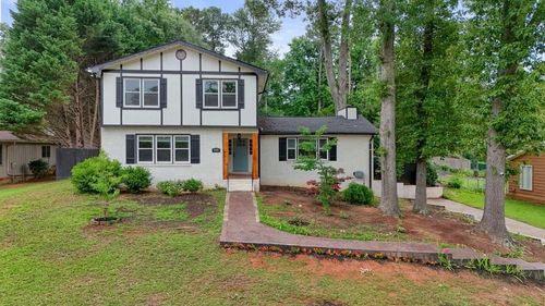 695 Shannon Green Cir Sw, Mableton, GA, 30126-1669 | Card Image