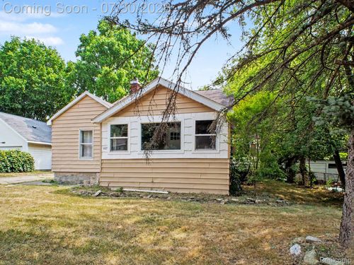 107 S Oak St, Durand, MI, 48429-1620 | Card Image