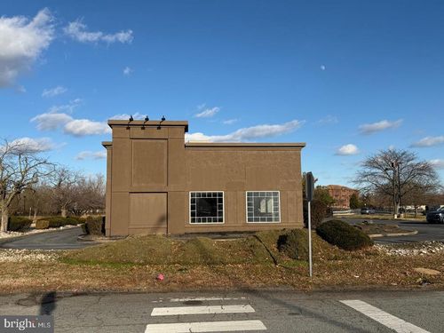 223 N Dupont Hwy, DOVER, DE, 19901-7509 | Card Image