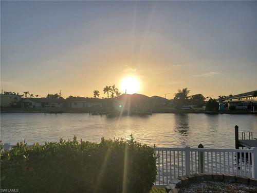 202-4104 Se 19th Ave, CAPE CORAL, FL, 33904-8217 | Card Image