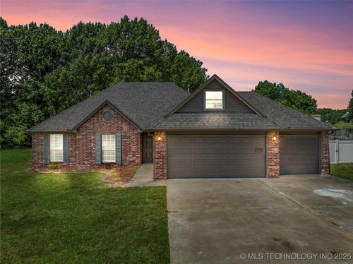 14174 S 220th East Ave, Coweta, OK, 74429-6268 | Card Image