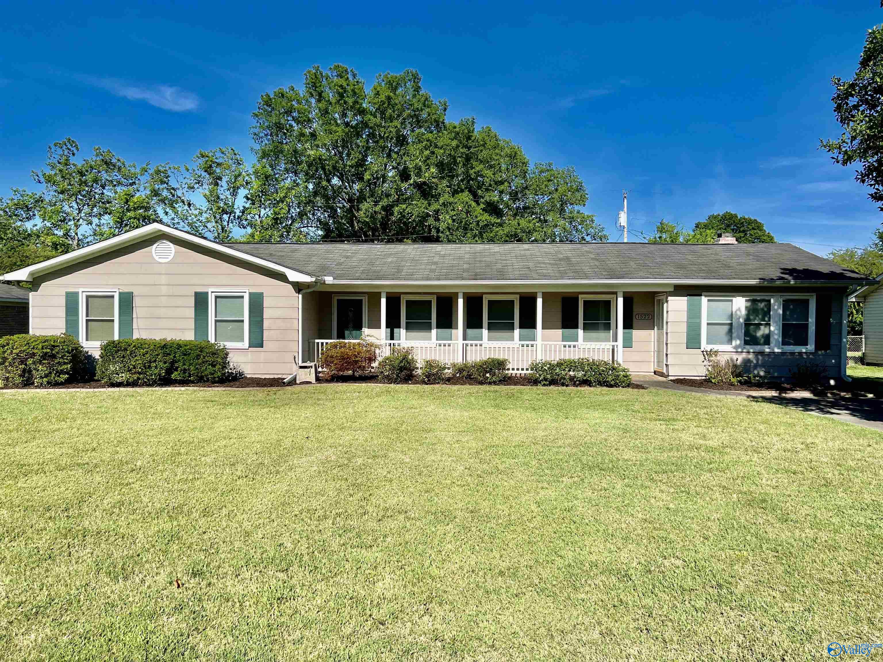 15th Ave, Decatur, AL 35601