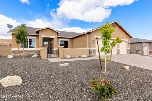 6090 E Shetland Way, Prescott Valley, AZ, 86314-5628 | Card Image