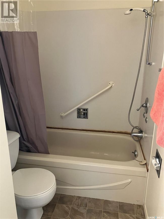 102 Mannor Dr, Condo with 1 bedrooms, 1 bathrooms and null parking in Nipawin SK | Image 18