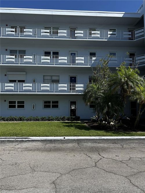 310-5555 Gulf Blvd, ST PETE BEACH, FL, 33706-2334 | Card Image