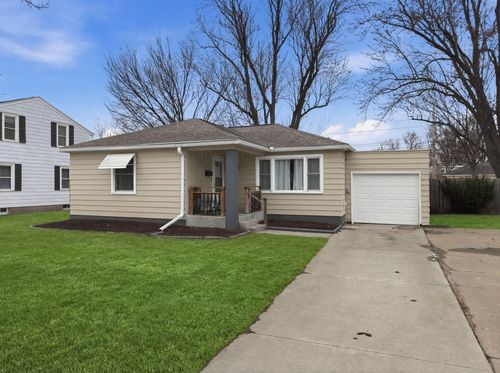 1814 Benton Ave, Eau Claire, WI, 54701-4711 | Card Image