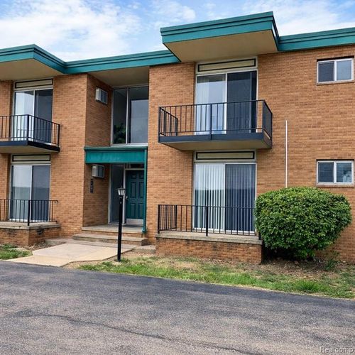 5-1954 Axtell Drive, Troy, MI, 48084 | Card Image