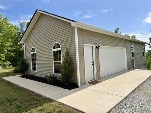 131 Gatlyn Ln, Hohenwald, TN, 38462 | Card Image