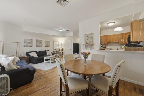 2b-307 Irvington Ave, South Orange, NJ, 07079-2563 | Card Image