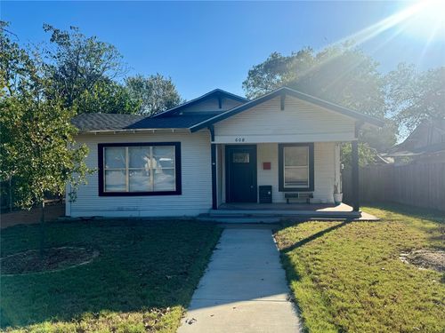 608 S Seaman St, Eastland, TX, 76448-3722 | Card Image