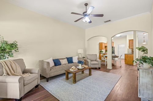 b-502 S Main St, Aubrey, TX, 76227-9422 | Card Image