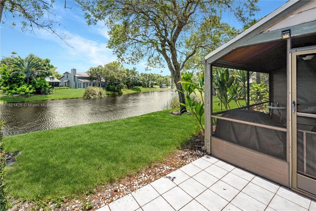 894 Ne Sandalwood Pl, Townhouse with 3 bedrooms, 3 bathrooms and null parking in Jensen Beach FL | Image 36
