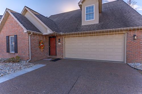 8177 Cobblestone Ct, Newburgh, IN, 47630-2987 | Card Image